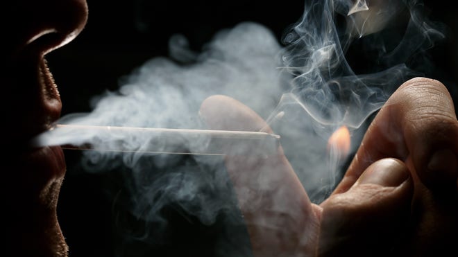 smoking cigarette 5.jpg